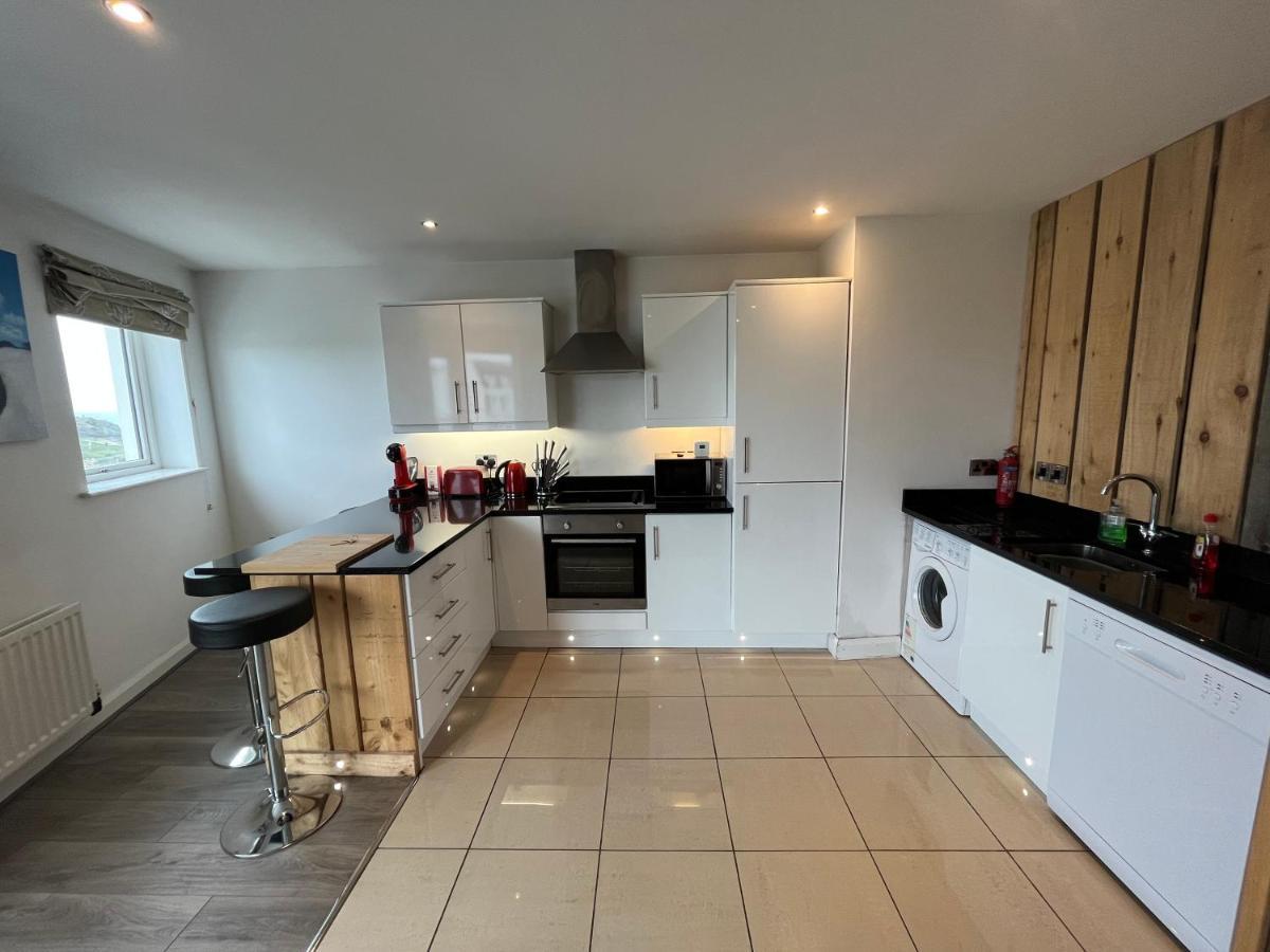 2 Ramore Ave Portrush Exterior photo